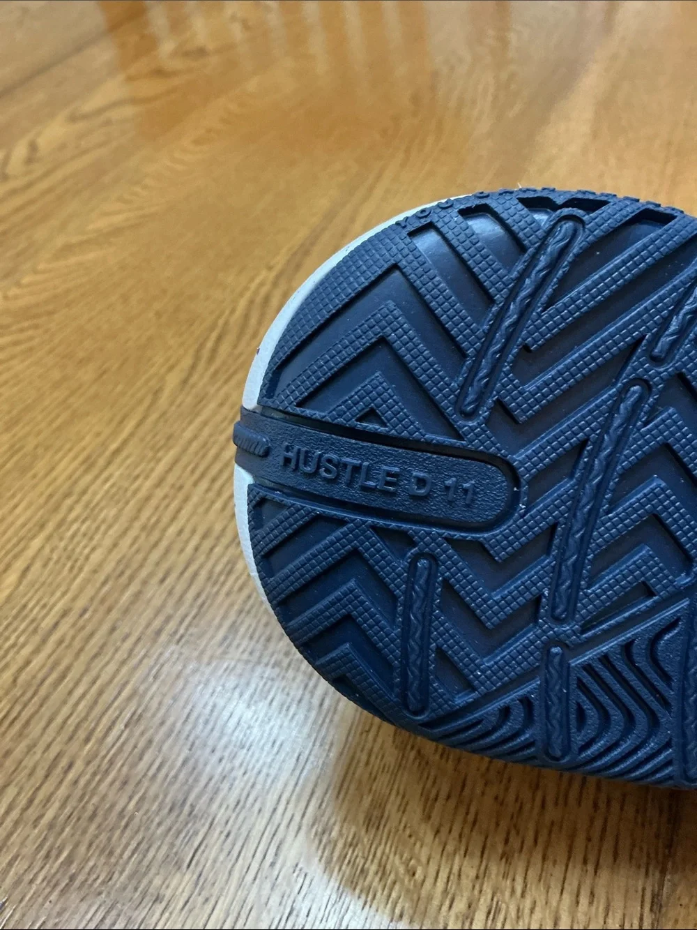 Kids Boys Hustle D 11 blue basketball sneakers. Size 6Y. New. Never worn.